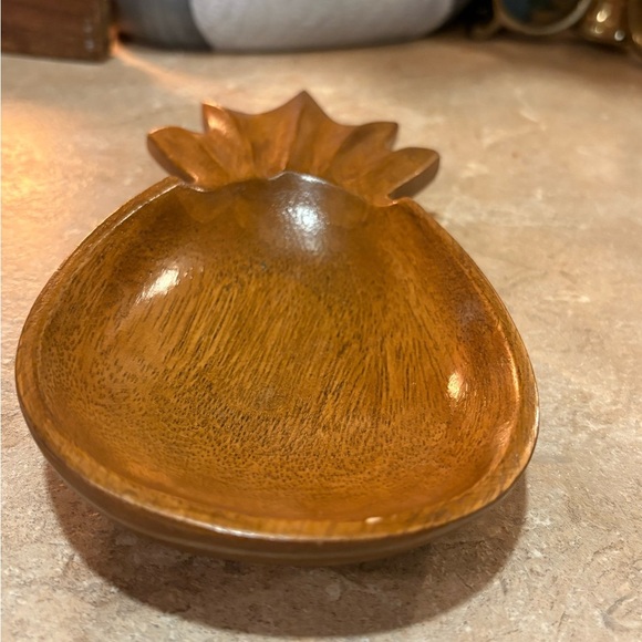Wooden Pineapple Shaped Bowl made in Philippines - Picture 2 of 9